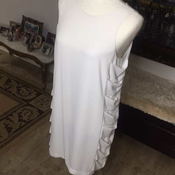 BCBGMaxAzria - Picture 4 of 7